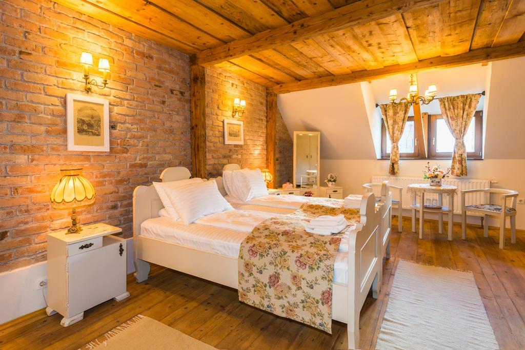Hotel Casa Savri à Sighişoara Extérieur photo