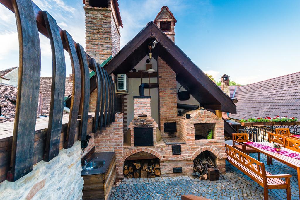 Hotel Casa Savri à Sighişoara Extérieur photo